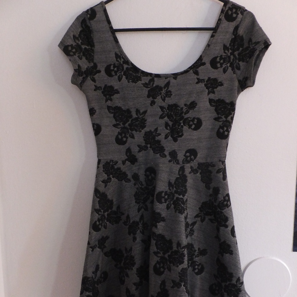 Skulls and flowers dress
